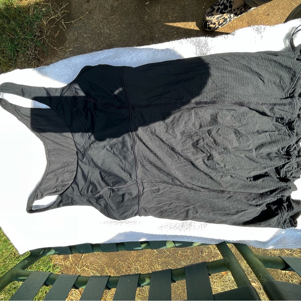 Lululemon tank